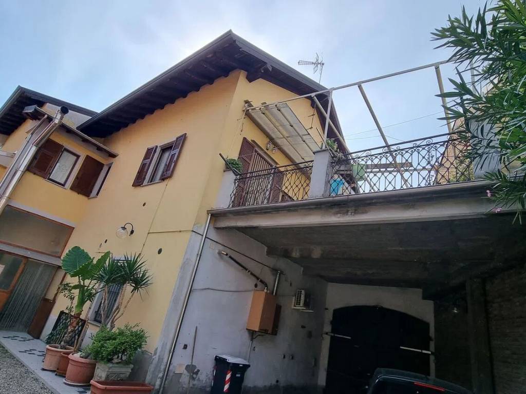 casa indipendente in vendita a Pozzolo Formigaro