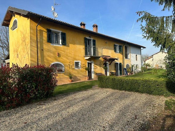 casa indipendente in vendita a Pozzolo Formigaro