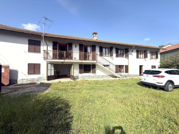 casa indipendente in vendita a Pozzolo Formigaro