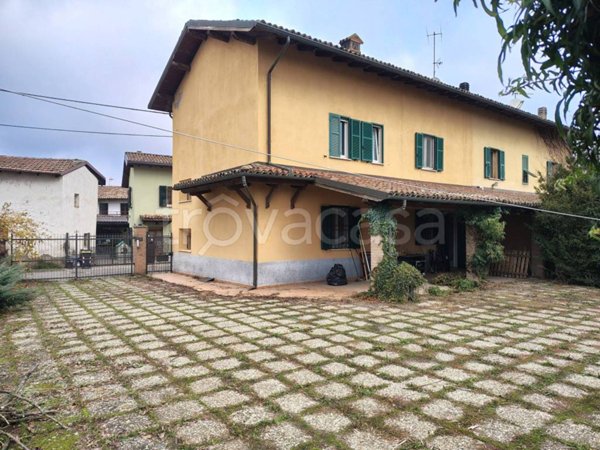 casa indipendente in vendita a Pozzolo Formigaro