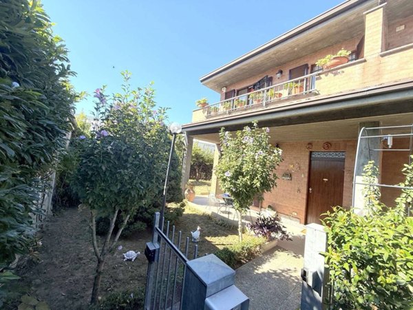 casa indipendente in vendita a Pozzolo Formigaro