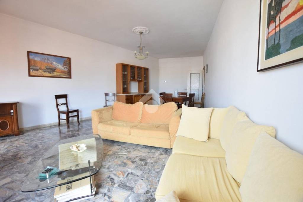 appartamento in vendita a Pozzolo Formigaro