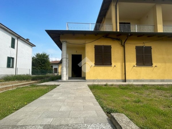 casa indipendente in vendita a Pozzolo Formigaro