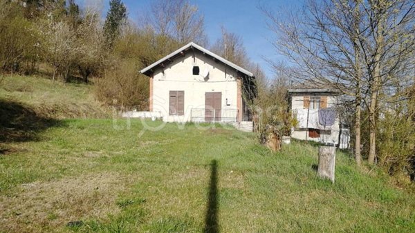 casa indipendente in vendita a Prasco in zona Stazione
