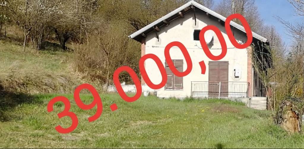casa indipendente in vendita a Prasco in zona Stazione