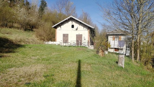 casa indipendente in vendita a Prasco in zona Stazione