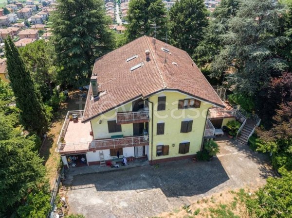 casa indipendente in vendita a Prasco in zona Stazione