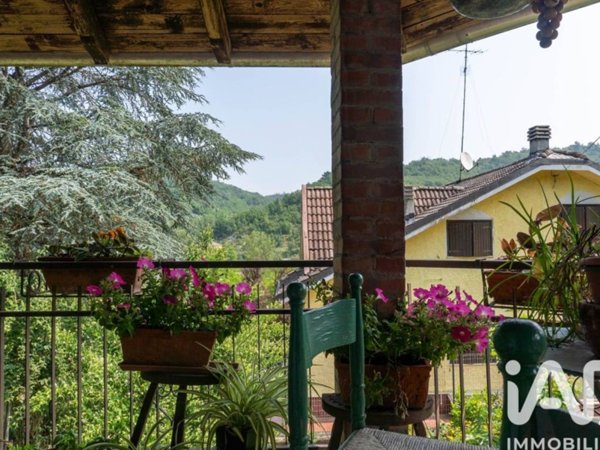 casa indipendente in vendita a Prasco in zona Stazione