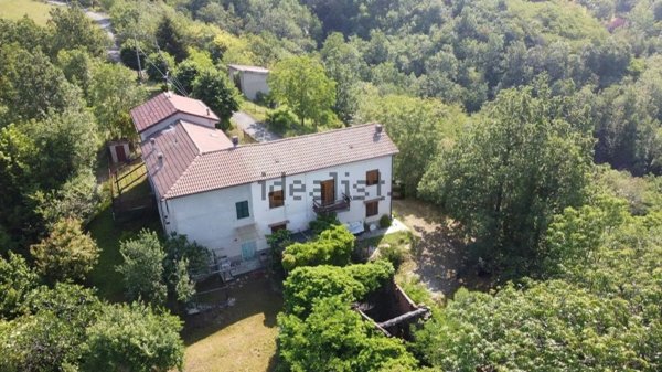 casa indipendente in vendita a Prasco in zona Stazione