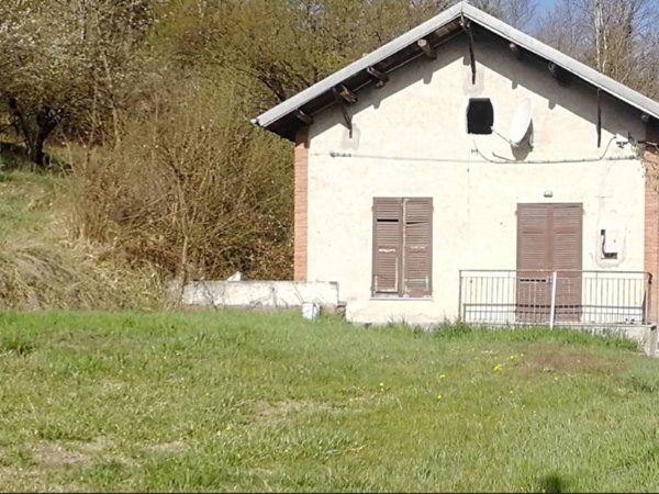 casa indipendente in vendita a Prasco in zona Stazione