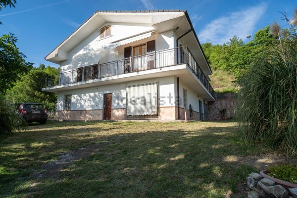 casa indipendente in vendita a Prasco in zona Stazione