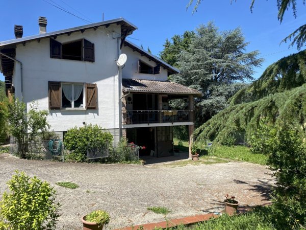 casa indipendente in vendita a Prasco in zona Stazione