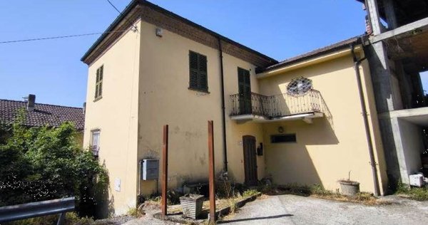 casa indipendente in vendita a Prasco in zona Stazione