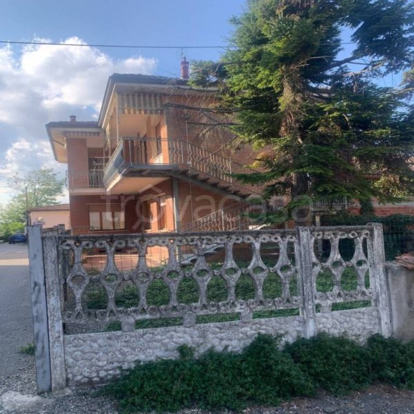casa indipendente in vendita a Predosa in zona Castelferro