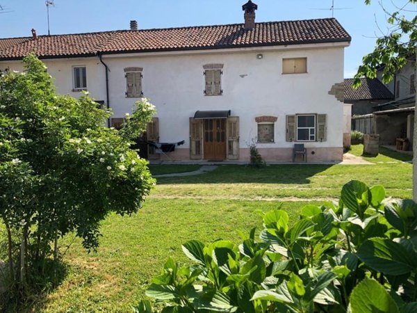 casa indipendente in vendita a Predosa