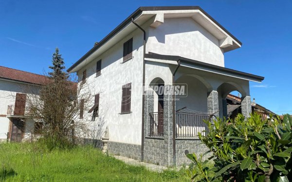 casa indipendente in vendita a Predosa