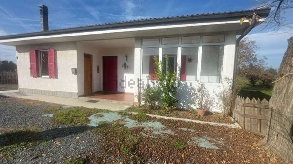 casa indipendente in vendita a Predosa