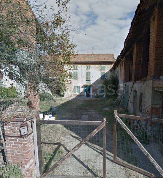 casale in vendita a Predosa