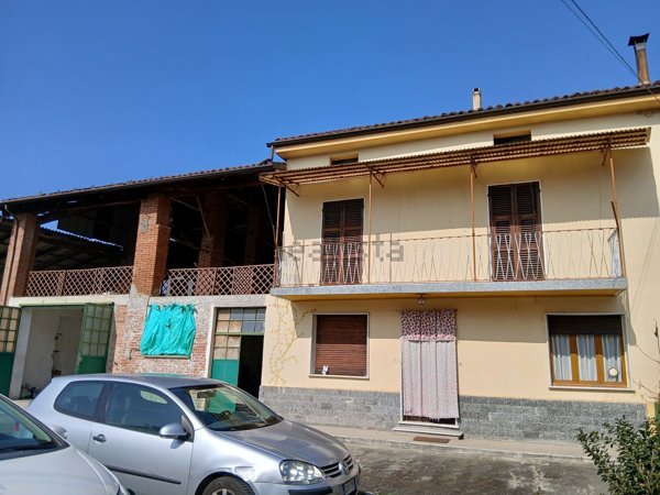 casa indipendente in vendita a Predosa