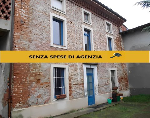 casale in vendita a Predosa