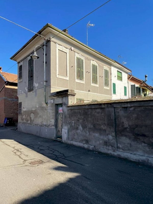 casa indipendente in vendita a Quargnento