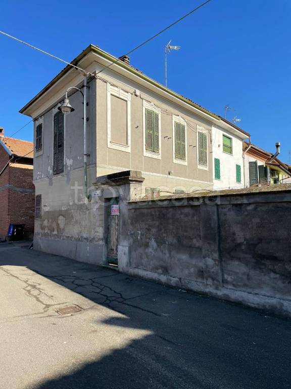 casa indipendente in vendita a Quargnento