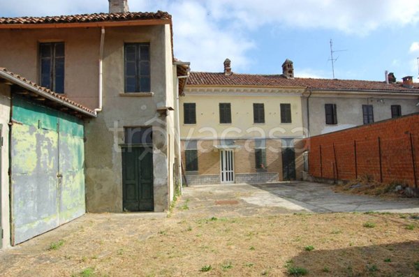 casa indipendente in vendita a Quargnento