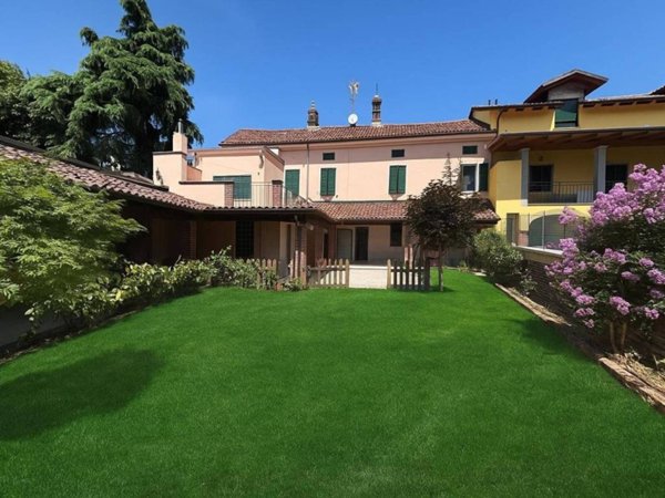 casa indipendente in vendita a Quargnento