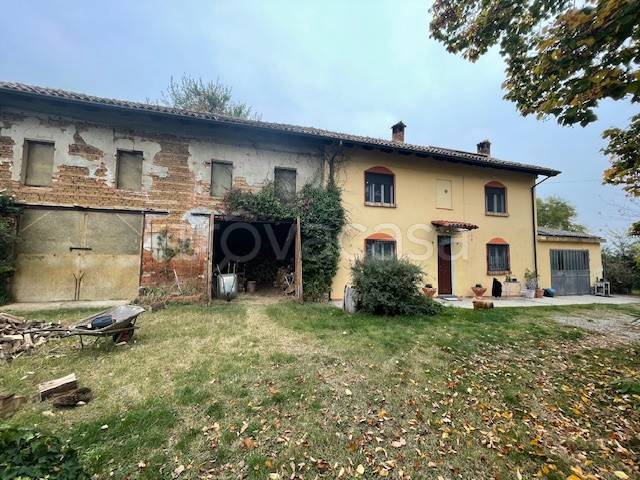 casa indipendente in vendita a Quargnento