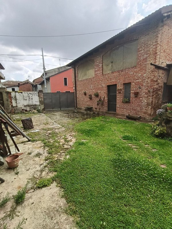 casa indipendente in vendita a Quargnento