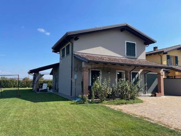 casa indipendente in vendita a Quargnento