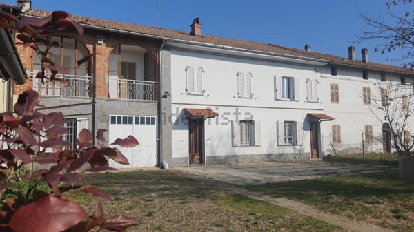 casa indipendente in vendita a Quargnento