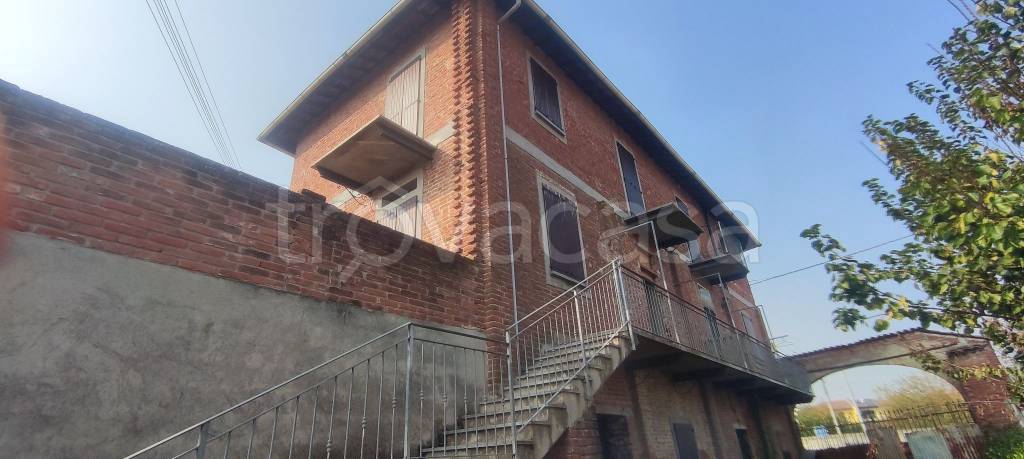 casa indipendente in vendita a Quargnento