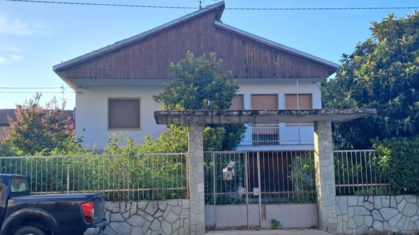 casa indipendente in vendita a Quargnento