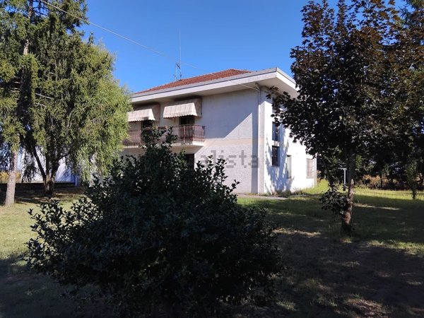 casa indipendente in vendita a Quargnento