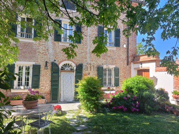 casa semindipendente in vendita a Quargnento