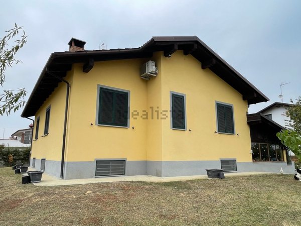 casa indipendente in vendita a Quattordio