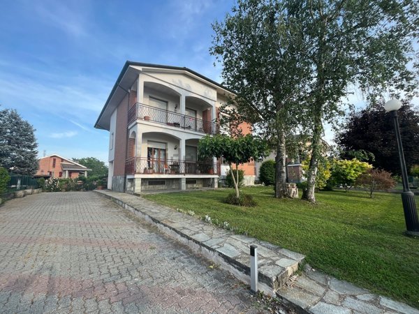 casa indipendente in vendita a Quattordio