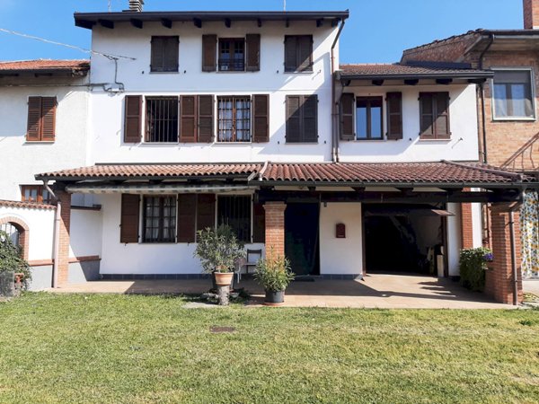 casa indipendente in vendita a Quattordio