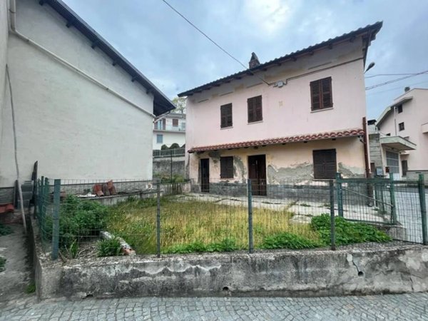 casa indipendente in vendita a Quattordio