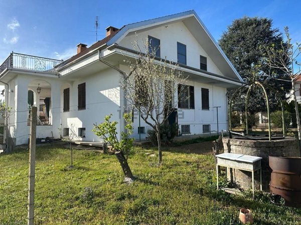 casa indipendente in vendita a Quattordio