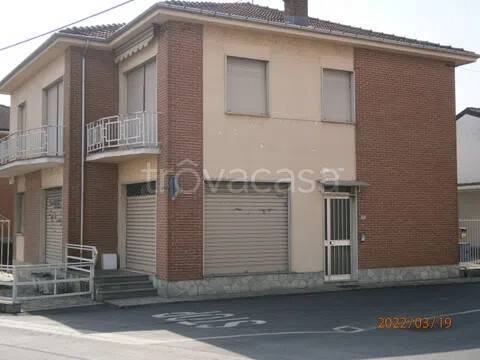 casa indipendente in vendita a Quattordio