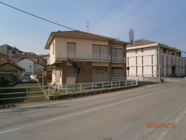 casa indipendente in vendita a Quattordio