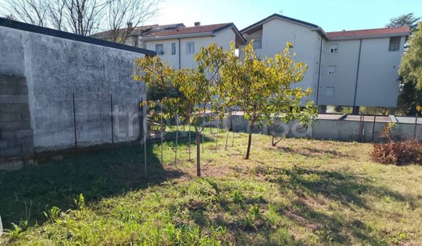 casa indipendente in vendita a Quattordio