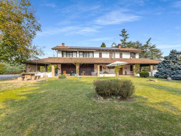 casa indipendente in vendita a Quattordio