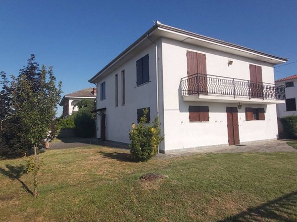 casa indipendente in vendita a Quattordio