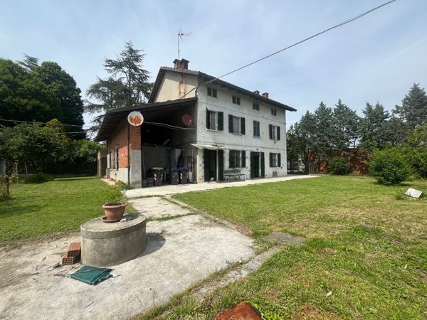 casa indipendente in vendita a Quattordio