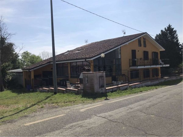 casa indipendente in vendita a Quattordio