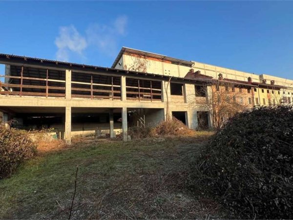 intera palazzina in vendita a Quattordio