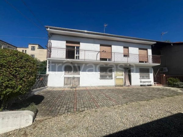 casa indipendente in vendita a Quattordio